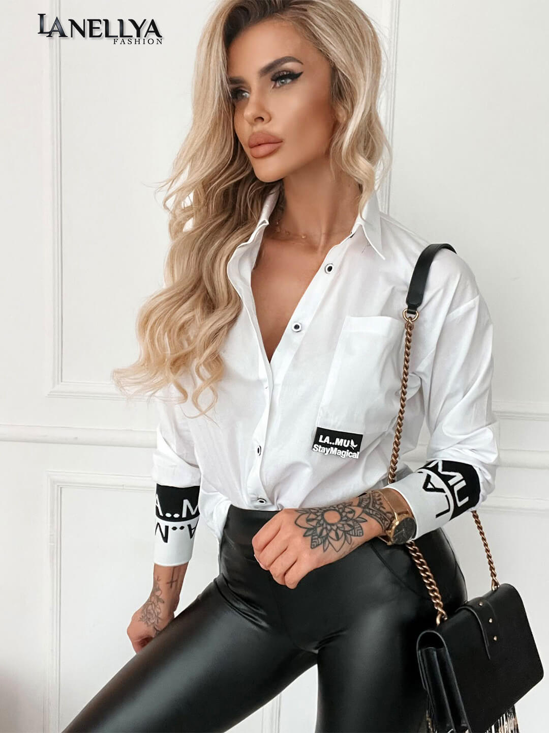 La Mu Damen Hemd mit Logo-Bündchen.