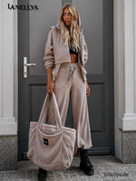 Basari Damen 3-teiliges Set Beige mit Weste Sweatshirt und Hose