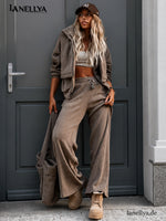 Basari Damen Freizeit Set Braun mit weiter Hose und Reißverschluss Sweatshirt