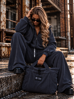Basari Damen Komplett Set Holly Anthrazit mit Kapuzen-Sweatshirt, weiter Hose und gerippter Stoffstruktur – Vorderansicht
