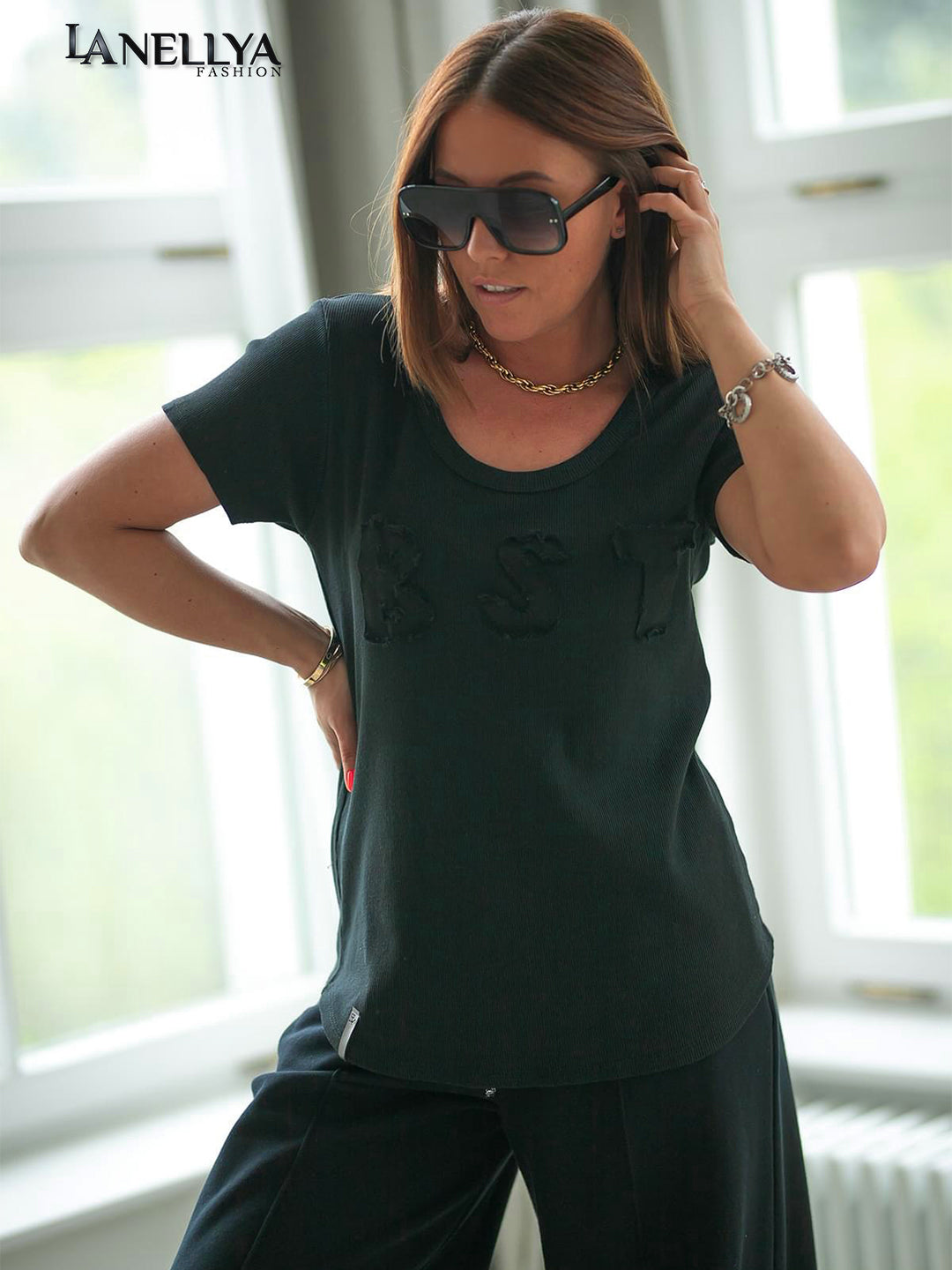 Bastet Damen T-Shirt schwarz – lässiges Basic Shirt für Alltag und Freizeit