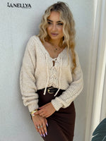 Beiger Damen Strickpullover kombiniert mit Leggings für Herbst/Winter