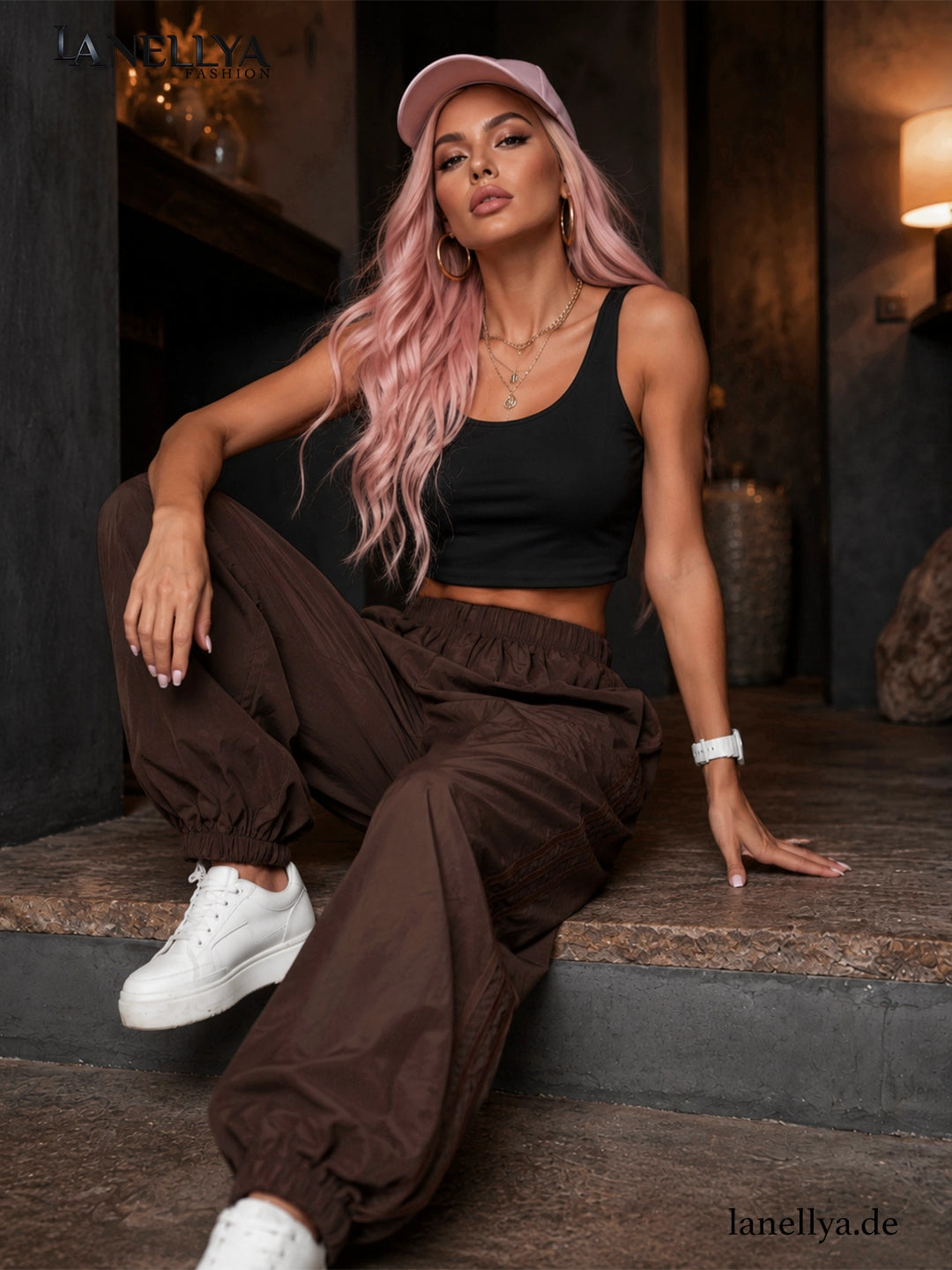 Braune Damen Oversize Hose aus Baumwolle mit Seitentaschen