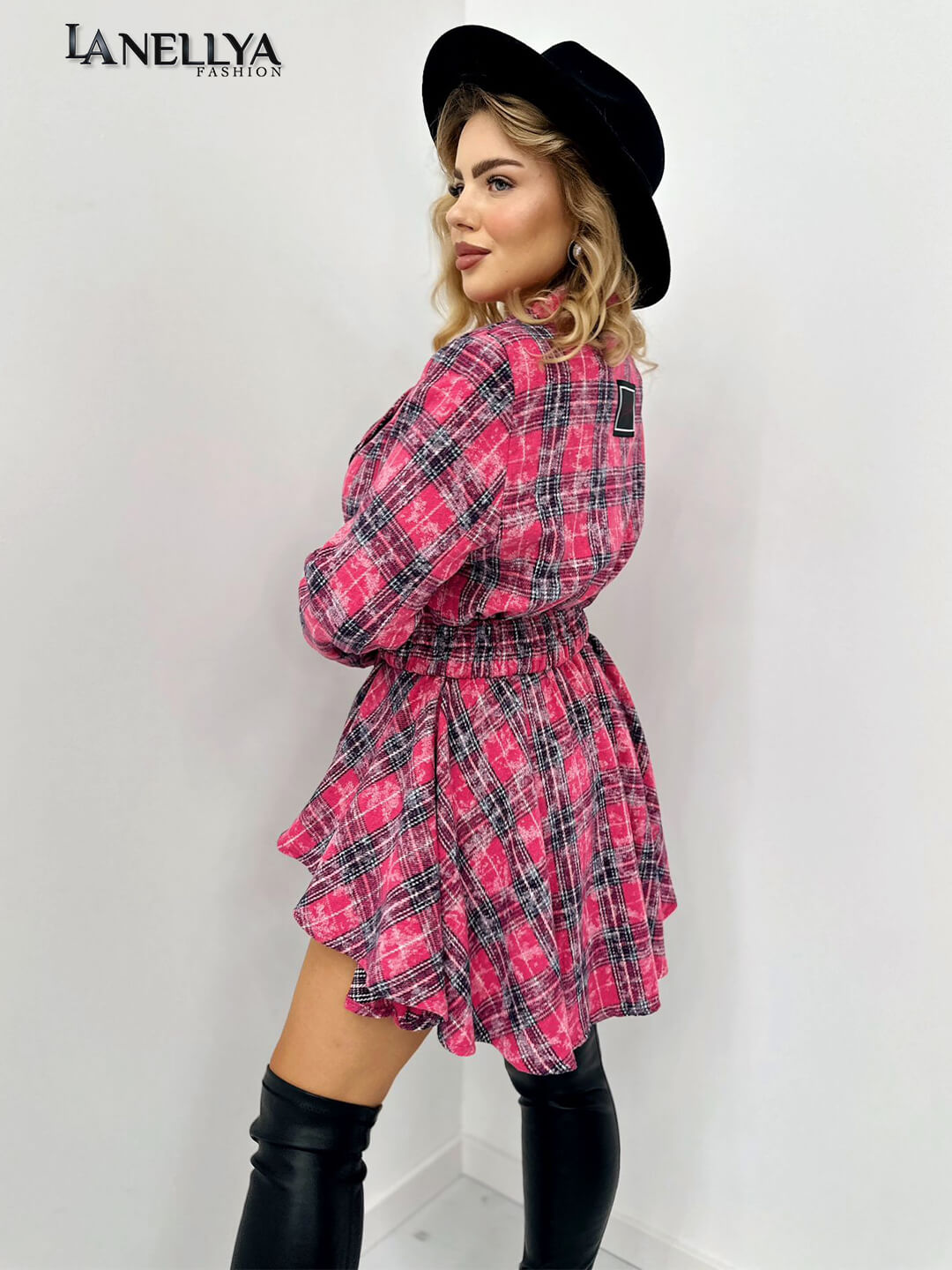 Damen Kleid mit Karomuster und Gürtel
