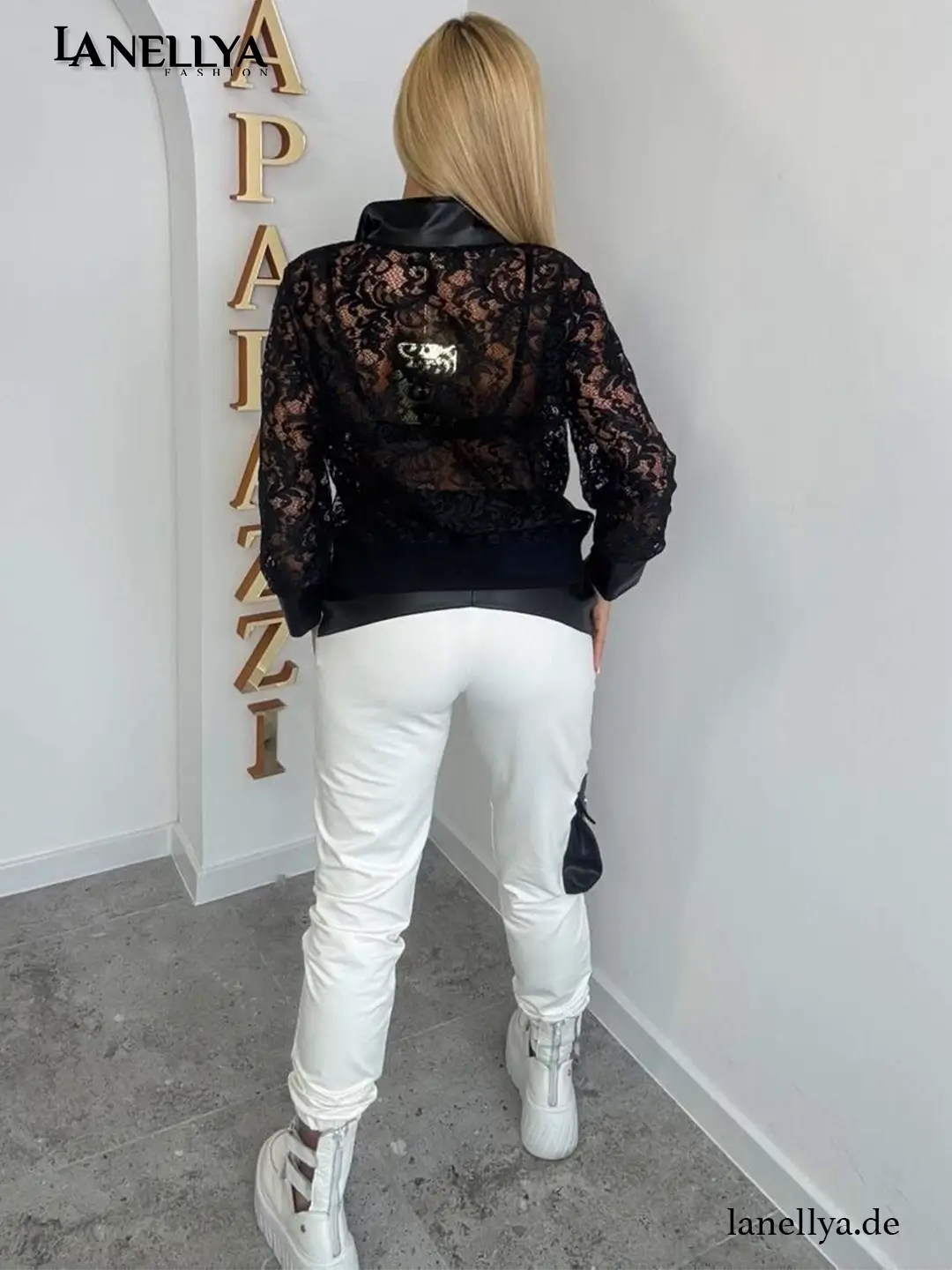 Designer Damen Zweiteiler mit Spitze Paparazzi Freizeitanzug