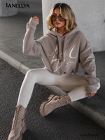 La Monne Damen Hoodie Beige mit großem La Monne Frontlogo