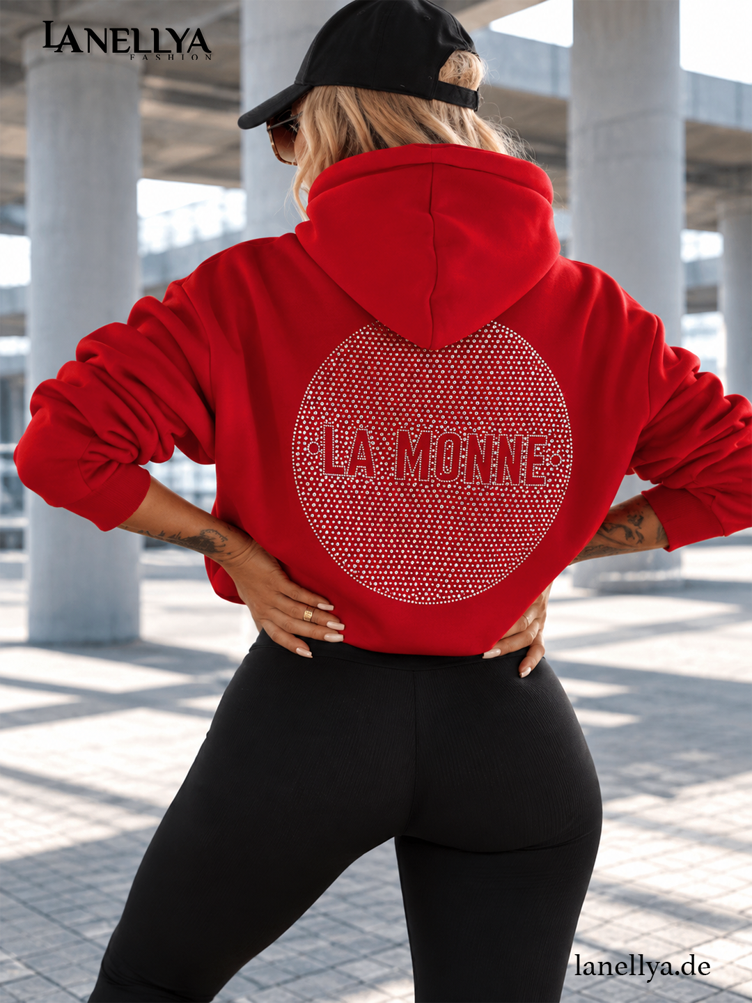 La Monne Damen Hoodie Rot mit kleinem silbernem Logo vorne