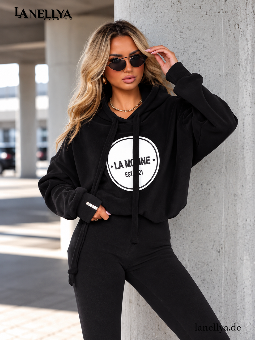 La Monne Damen Hoodie Schwarz aus weichem Baumwollmix