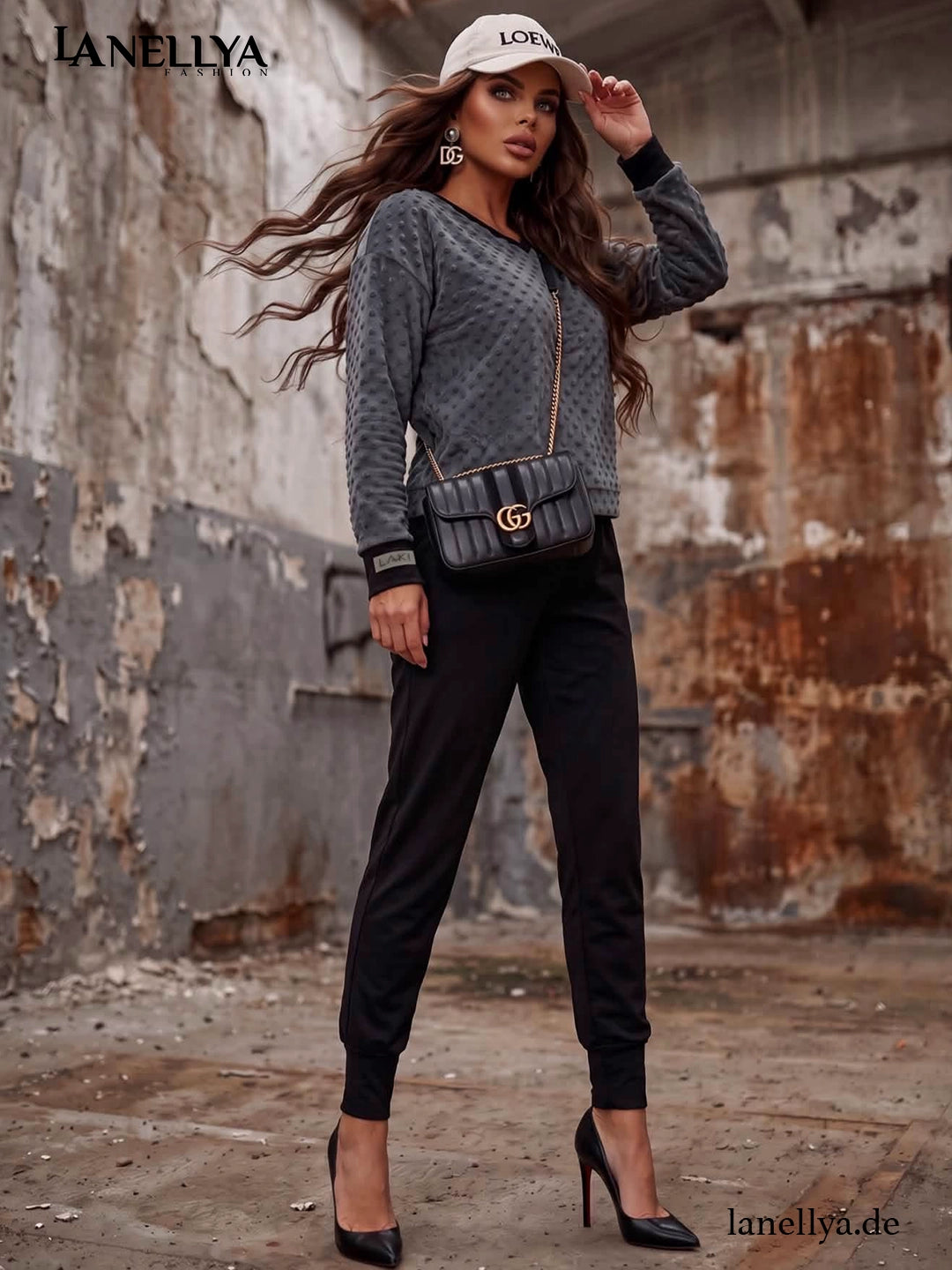 Laki Damen Freizeitanzug Schwarz S-L mit Sweatshirt und bequemer Hose