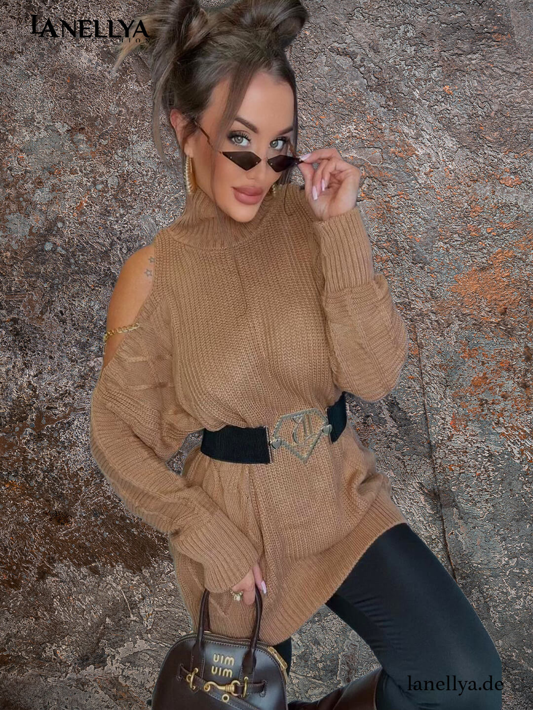 Lola Bianka Damen Longpullover camel mit Rollkragen und Cut-Out Schulter