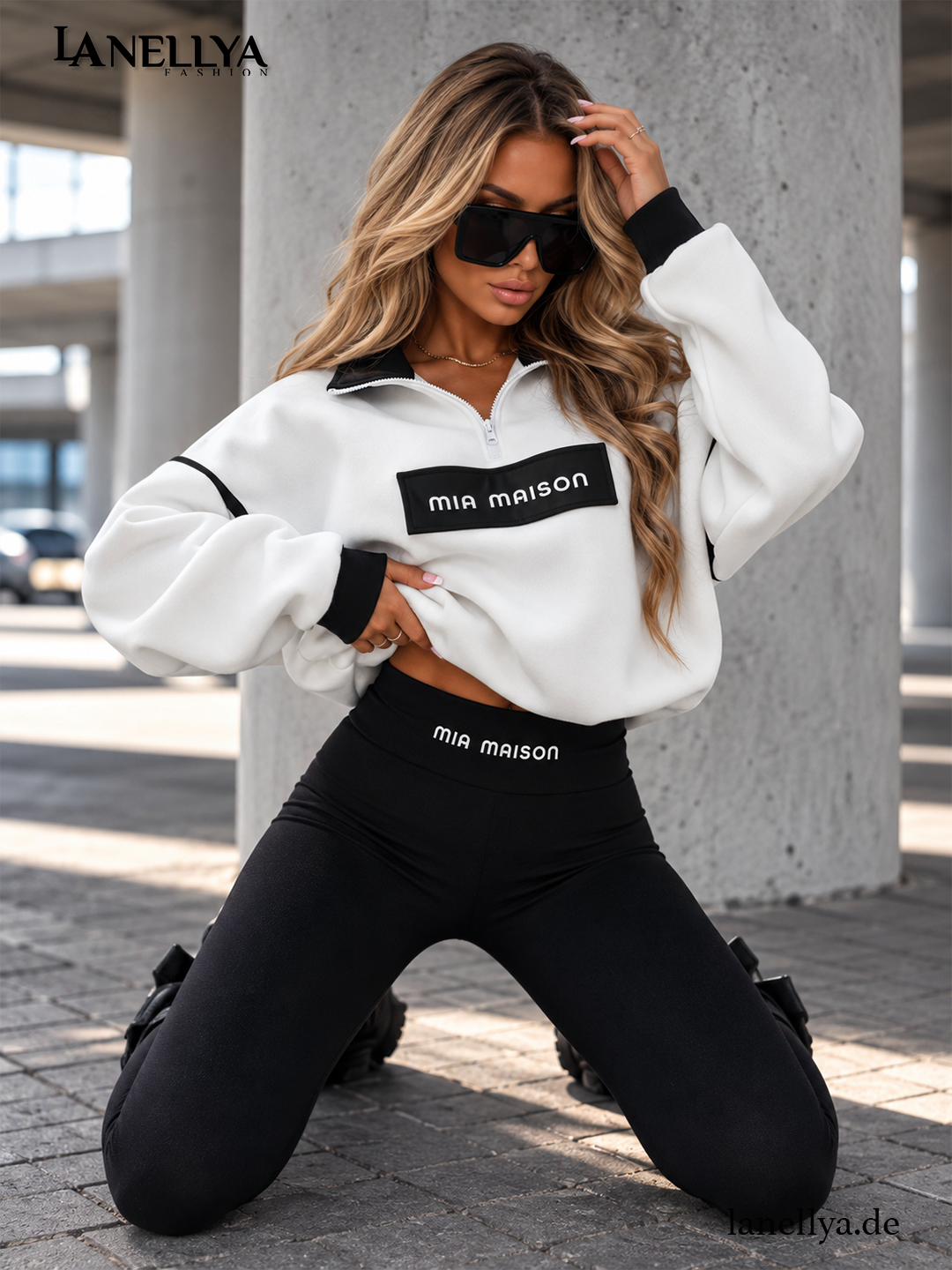 Mia Maison Damen Sweatshirt Weiß Schwarz mit Stehkragen