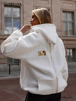 Oversize Damen Sweatshirt Weiß von Mia Maison für Freizeit und City Looks