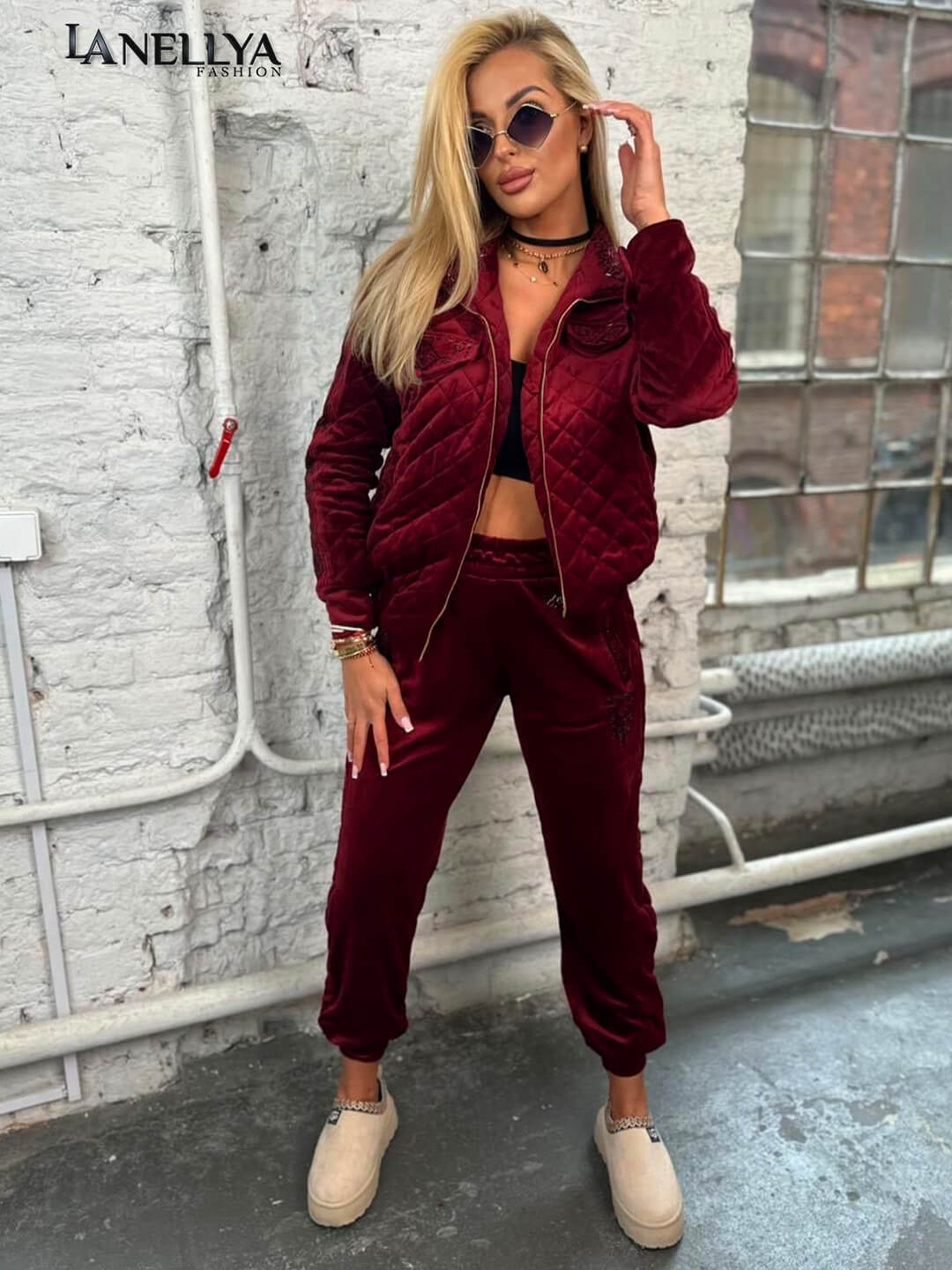 Paparazzi Damen Komplett Set in Bordeaux im eleganten Samt-Look