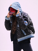 Schwarze Damen Steppjacke mit Kapuze und Denim Taschen Bastet
