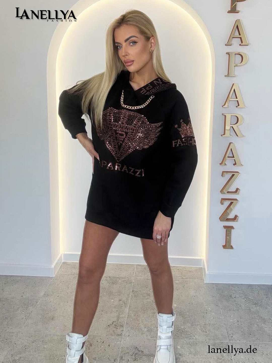 Schwarzes Damen Hoodie Kleid mit Strassdetails Paparazzi