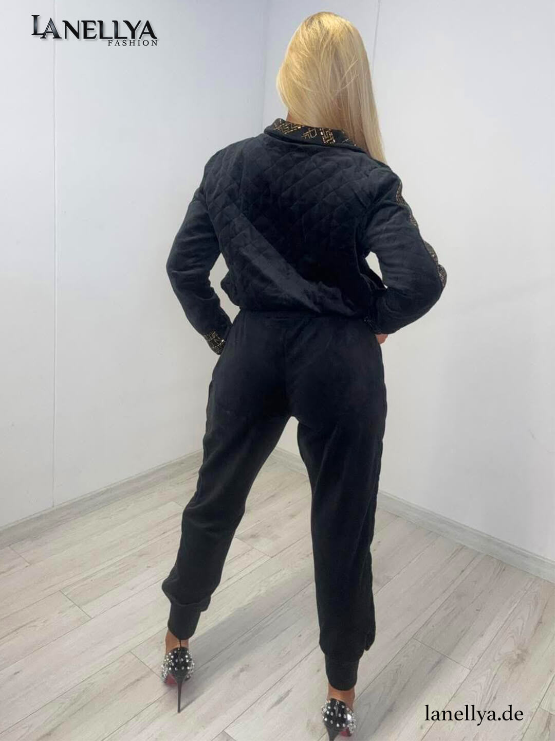 Schwarzes Damen Komplett-Set Samt bequem für City und Travel
