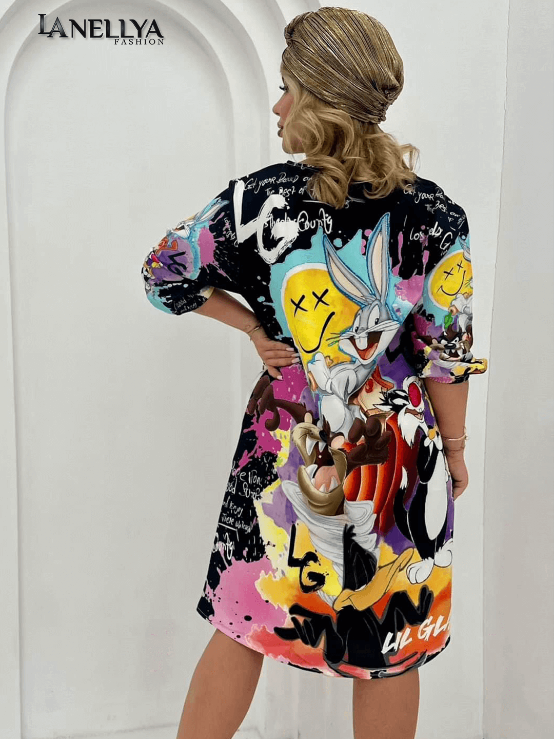 Shirtkleid Damen mit Comic Motiv – bequem und modern kombiniert