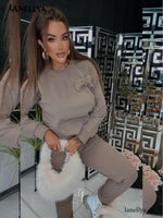 Taupe Damen Loungewear Set mit Zierblume Lola Bianka