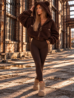Vasari Damen Kapuzenjacke Braun mit goldfarbenen Details und Ohren