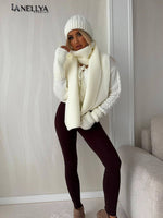 Warme Damen Accessoires Ecru für Herbst und Winter