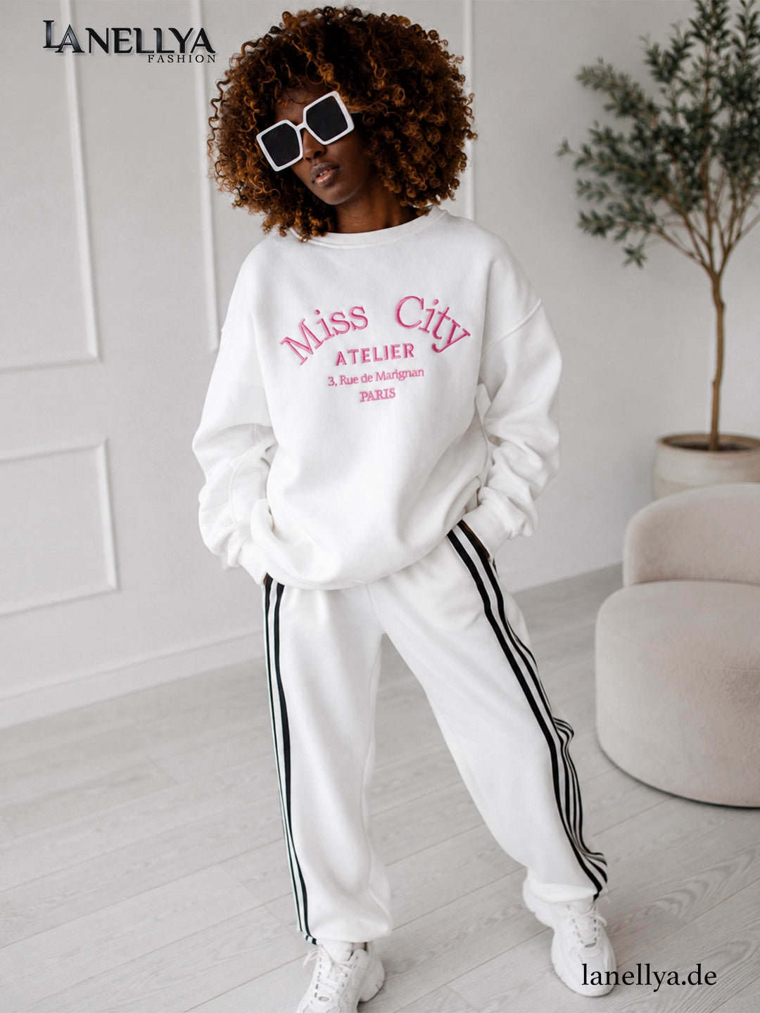 Weißes Miss City Oversize Sweatshirt Damen mit pinkem Frontmotiv