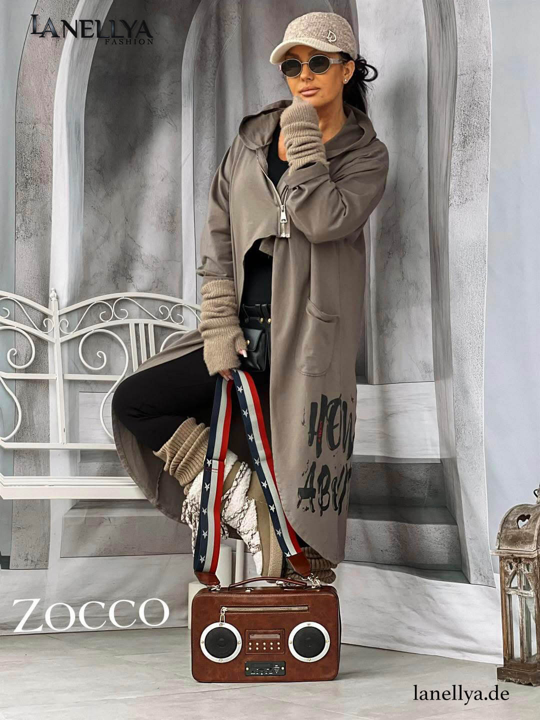 Zocco Damen Cardigan Taupe Longjacke mit Kapuze und Print